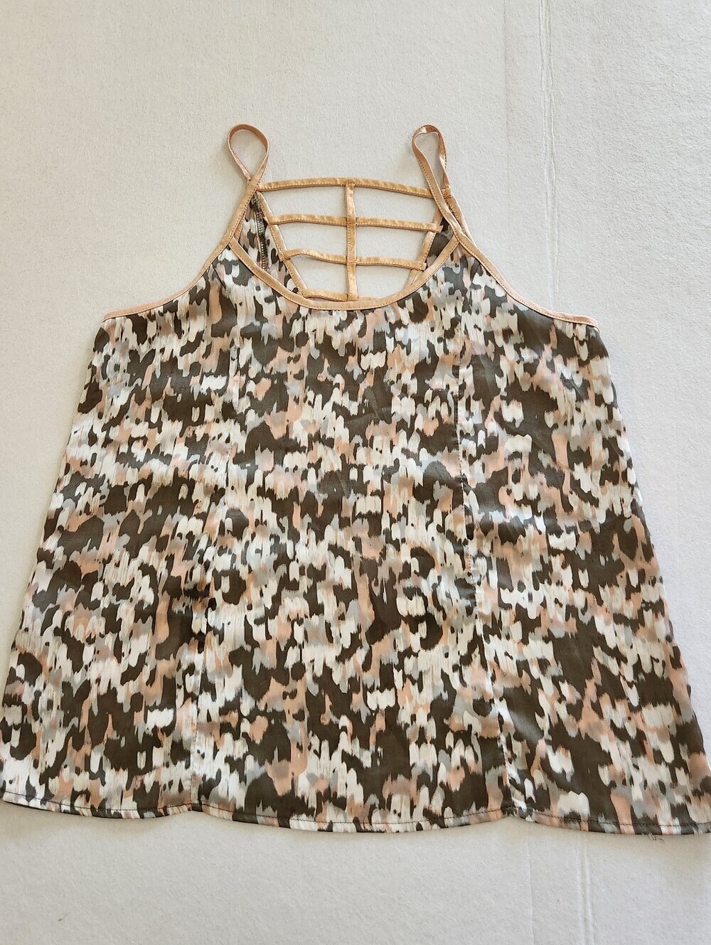 Daytrip Sleeveless Strappy Cami Top in Brown, Ivory and Blush Size Medium